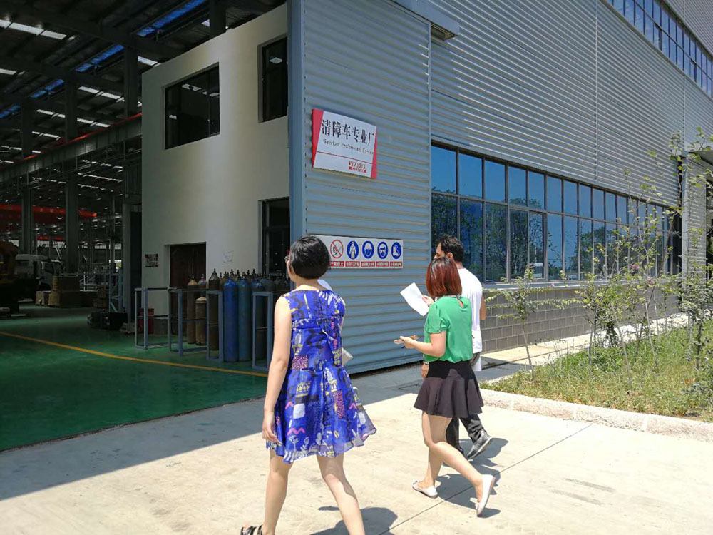 201807 "Precision Craftsmanship, Relentless Excellence" — Overseas Buyers Flock to CLW Heavy Industry Co.,LTD as Orders Pour In Image31