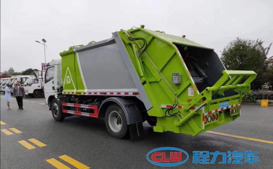 Dongfeng Duolika Furika Dual-Compartment Waste-Sorting Compression Garbage Truck Dongfeng Duolika Furika Dual-Compartment Waste-Sorting Compression Garbage Truck