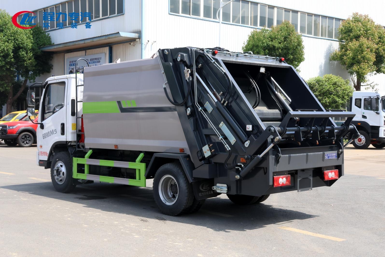 Foton Linghang M5 Blue-Plate Garbage Compactor Truck Foton Linghang M5 Blue-Plate Garbage Compactor Truck