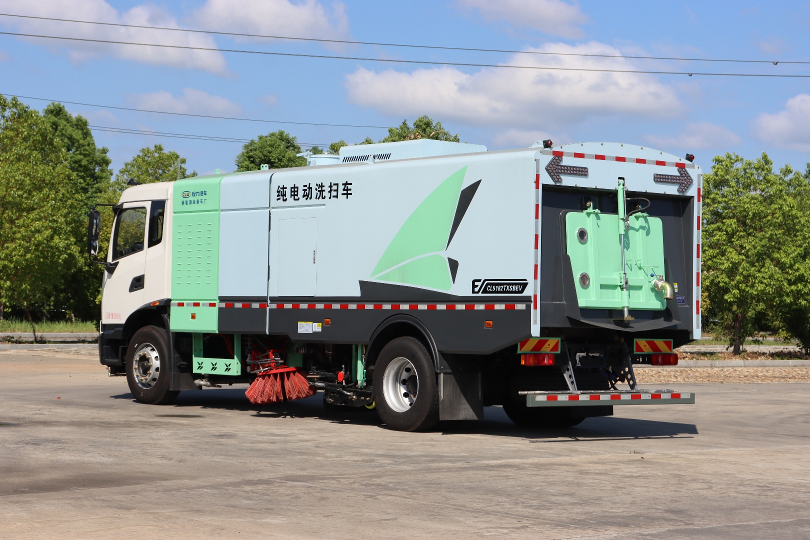 Chengli 18-Ton All-Electric Sweeper-Washer on Dongfeng Tianjin EQ1180GEVJ1 Chassis Chengli 18-Ton All-Electric Sweeper-Washer on Dongfeng Tianjin EQ1180GEVJ1 Chassis