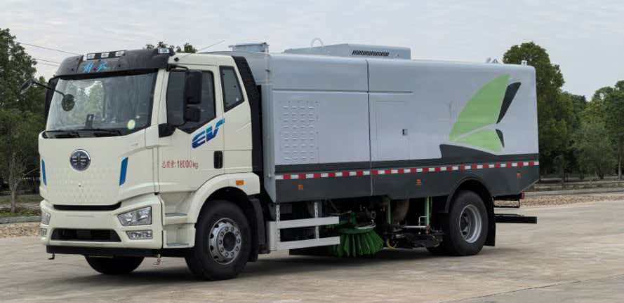Chengli New-Energy 18-Ton Electric Sweeper-Washer on FAW Jiefang CA1181P62L2BEV1 Chassis Chengli New-Energy 18-Ton Electric Sweeper-Washer on FAW Jiefang CA1181P62L2BEV1 Chassis