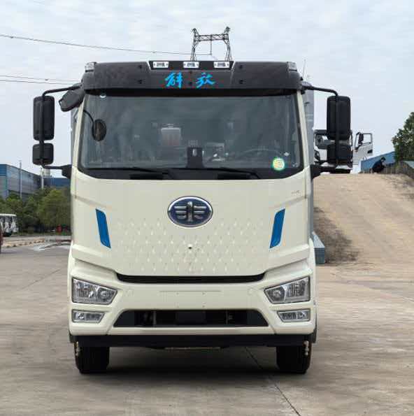 Chengli New-Energy 18-Ton Electric Sweeper-Washer on FAW Jiefang CA1181P62L2BEV1 Chassis Chengli New-Energy 18-Ton Electric Sweeper-Washer on FAW Jiefang CA1181P62L2BEV1 Chassis